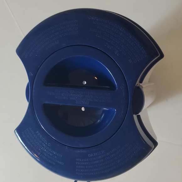 Pool chlorene dispensor and thermometer - Picture 2 of 6